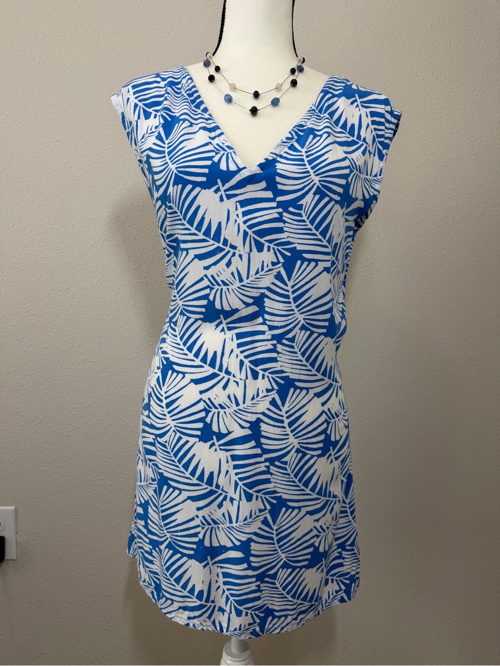 Blue & White Tropical V‑Neck Women’s Swim Cover‑Up
